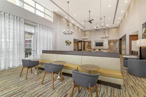 Homewood Suites By Hilton Schenectady in Schenectady, USA