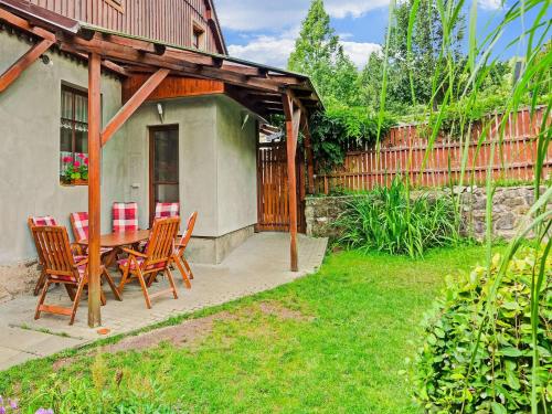 Terraza/balcón, Modern Holiday Home in Cerný Dul with Private Garden (Modern Holiday Home in Cerny Dul with Private Garden) in Cerny Dul