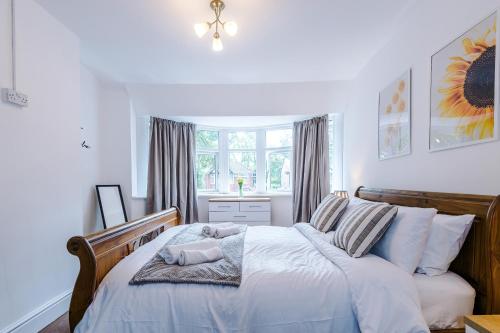 Spacious Stretford 3-Bed, Driveway Parking, Pool Table, Sleeps 6, Manchester (fotografie 10)