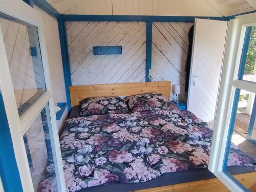 Domeček pod Holým vrchem (Domecek pod Holym vrchem) in Chudoslavice