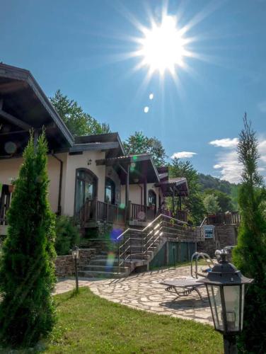 Тодорини Кукли къща за гости in Varshets