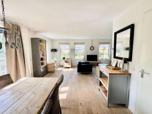 Facilities, Holiday Home in Schoorl near Sandy Beaches near Het Lange