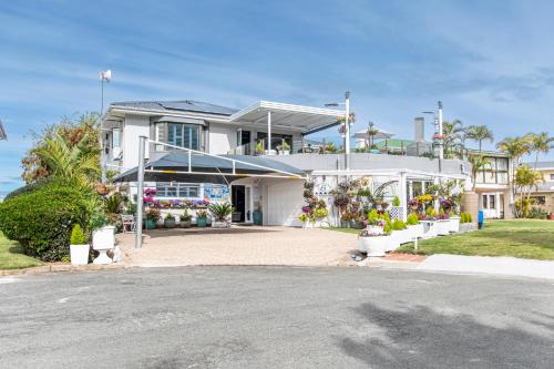 Pearl White Sands in Groot Brak Rivier