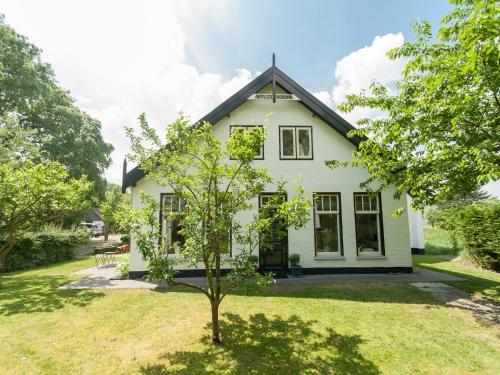 Exterior view, Peaceful Dune Retreat with Garden in Schoorl met Bregtdorp