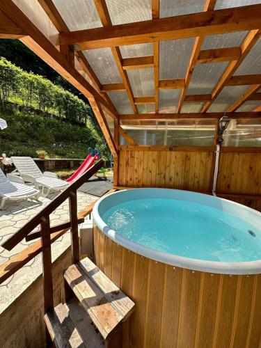 cabana din vale in 內格雷尼