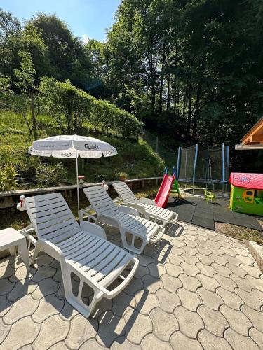 cabana din vale in 內格雷尼