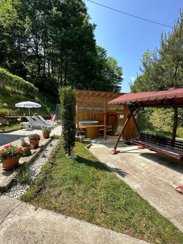 cabana din vale in 內格雷尼