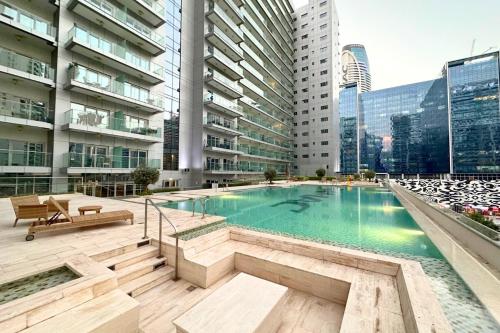 Stunning Burj Views Studio Mins to Dubai Mall 603, Dubai (photo 7)
