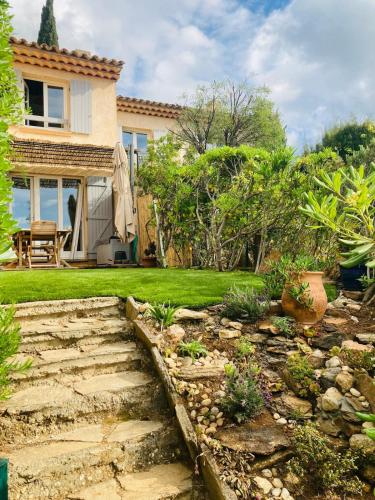 A szálláshely kívülről, Le mazet des amours in Rayol-Canadel-sur-Mer