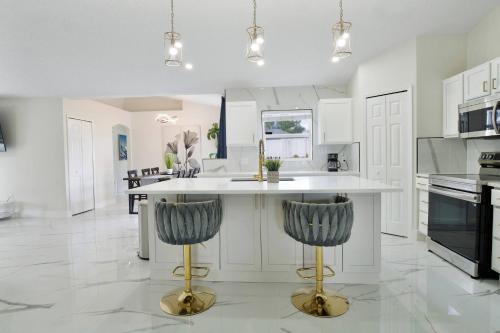 Létesítmények, The Four at Bartow, 4BR Retreat in Bartow (Florida)