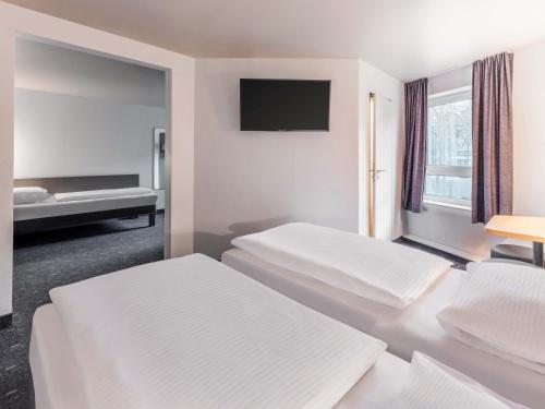 ibis Aachen Hauptbahnhof - image 10