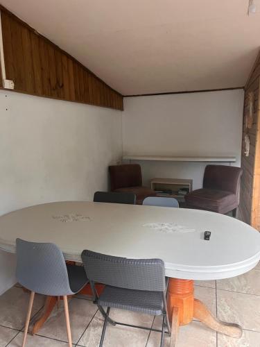 LaKour Fleurie Chambres d hôtes (LaKour Fleurie Chambres d hotes) in Sainte Rose