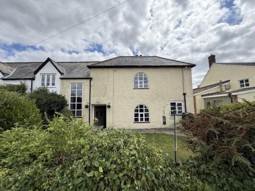 Exterior view, Chantry Cottage in Chard