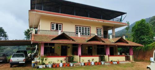 Nisarga Coorg Home Stay in Koothi