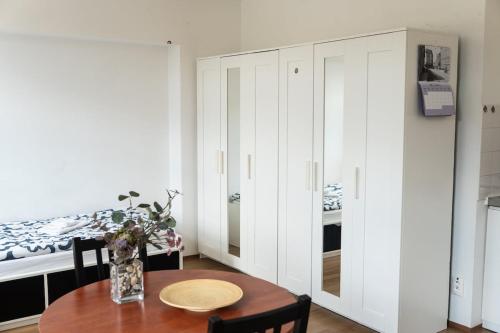 Room with 2 beds in the Old Town, Bratislava (photo 5)