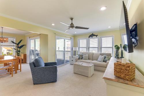 Marina Views, Walk to Beach: Atlantic Beach Condo!