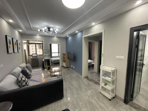 Huainan Aisen Homestay Two Bedroom Apartment with Kitchen Elevator and Parking in Huainan