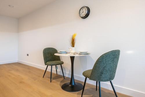 1 BR Flat Prime Spot Near Station, Shops & Culture, Leeds (Foto 8)