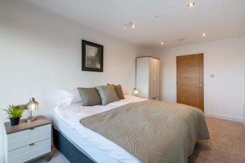 1 BR Flat Prime Spot Near Station, Shops & Culture, Leeds (Foto 7)