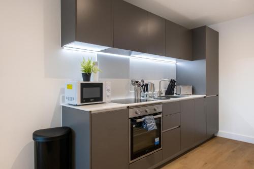 1 BR Flat Prime Spot Near Station, Shops & Culture, Leeds (Foto 4)