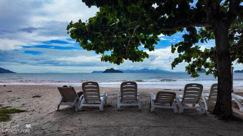 Red Coral Cottage near Galeria Perdana
