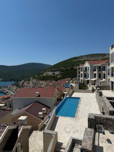 Waterfront Studio Apartment - Marina Village in ราโดวิชี