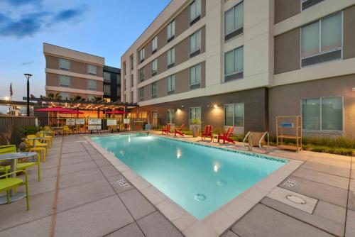 Home2 Suites by Hilton San Bernardino - 수영장