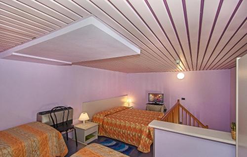 Hotel Rex - image 10