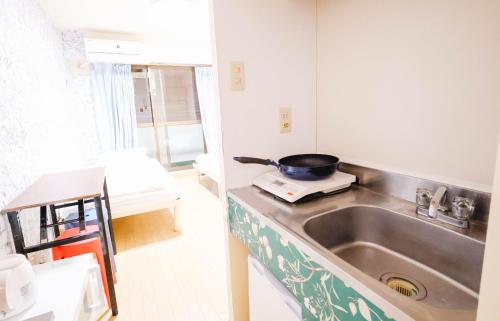 Shinjuku Kabukicho! Shinjuku Center新宿中心! !3min walk! JR 新宿!地铁站步行3分! 新宿歌舞伎!著名连锁大型公寓!一层24小时保安常驻! 625