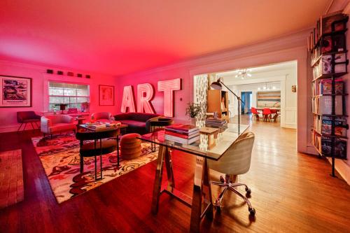 Art House Near Westport, Plaza, & Downtown, Kansas City (photo 4)