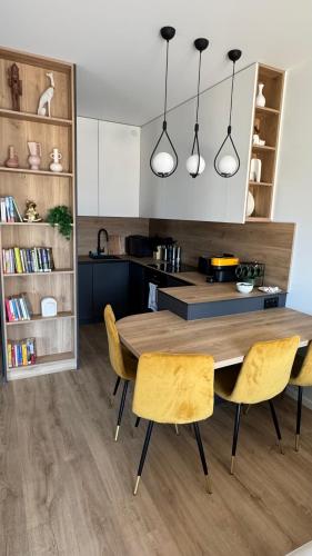 Central Park Apartment - Luxury, Fully Equipped with Air Conditioner and Garage, Wrocław (photo 4)