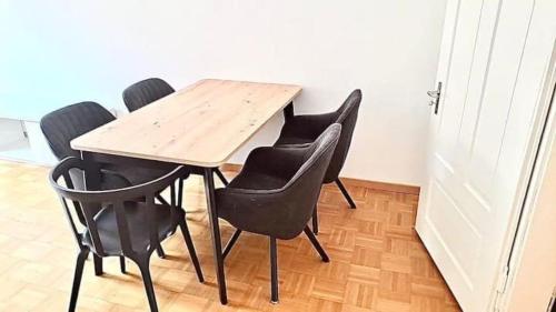 Spacious Flat next to Zurich HB Konrad Self Checkin, Zürich (photo 4)