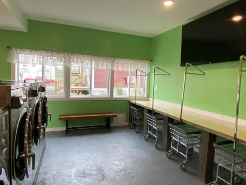 The Whitetail Inn and Suites- Lincoln