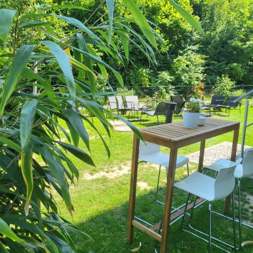 Kert, Bader Aparthotel in Unterschleissheim