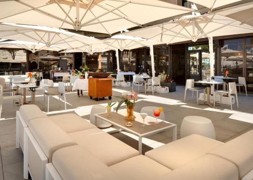 Facilities, Mercure Montpellier Centre Comedie Hotel near Le Heaven