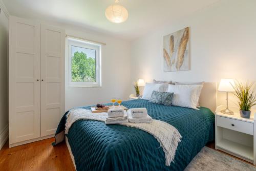 3 bedrooms, 4 beds