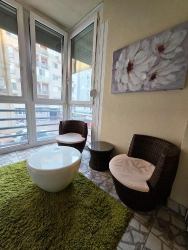 Central Point Stay - image 4