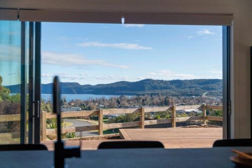 Kinloch Lookout with stunning views in Kinloch