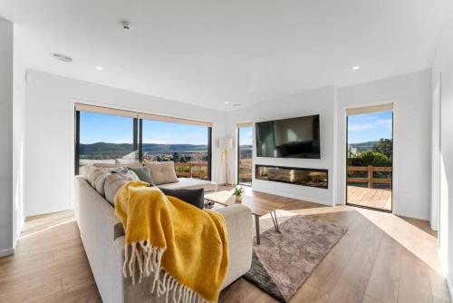 Kinloch Lookout with stunning views in Kinloch