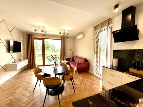 Apartament River in Піш