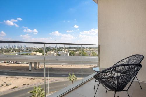 VayK - Luxurious 1BR in JLT with Premium Amenities - image 3
