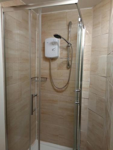 Shower, Lovely flat in Gorgie, Edinburgh near BT Murrayfield Stadium