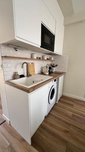 Le Refuge Urbain in Avenue de la Liberation