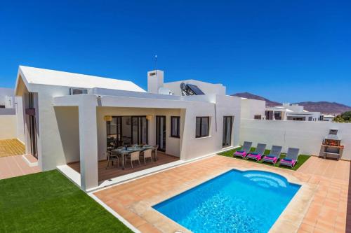 Villa Estrella by Villa Plus