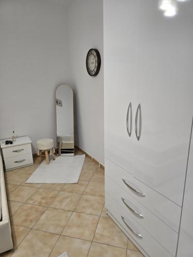 Cozzy Studio Tirana, Tirana (photo 6)