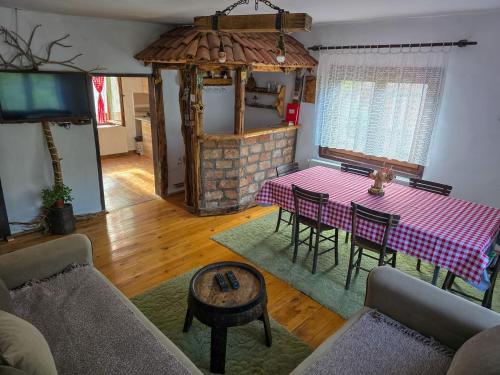 Iekārtas, Seosko domaćinstvo „GABAR” (Seosko domacinstvo „GABAR”) in Cuštica