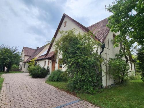 Große ruhige Ferienwohnung in Segringen, Dachterasse, Fernblick vom Grundstück in Dinkelsbühl, Deutschland