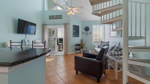 Grand Caribbean 405, Orange Beach