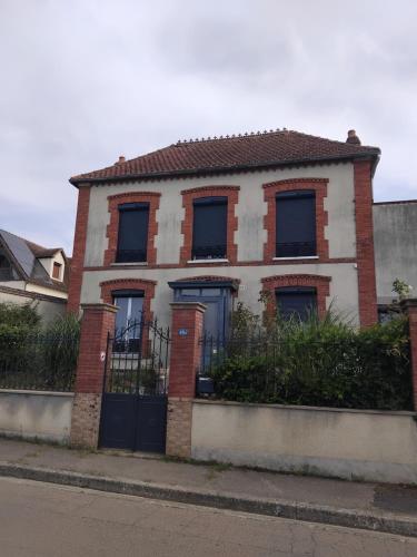 L'appart in Vinneuf ciems