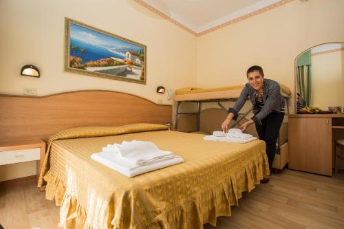 Albergo Ristorante Pozzi Room Type - Quadruple Room with Balcony